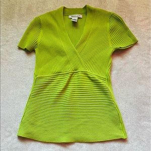 ⚡️green ribbed v neck !